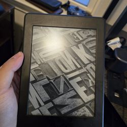 Amazon Kindle Paperwhite 7th Gen 4gb 