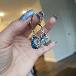 Elegant S925 March Birthstone Earrings 