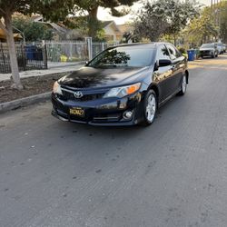 Toyota Camry XLE 2013 