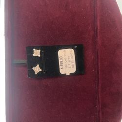 10K Diamond Earrings 