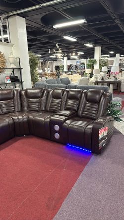 Reclining Sectional 