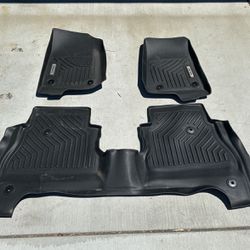 Floor Mats Fit Truck, SUV, They Were For A FORD Vehicle 
