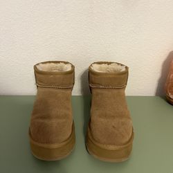 Ugg Platform boots!
