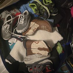 Ropa Y Zapatos De Niño 