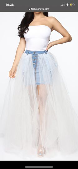 Fashion nova skirt