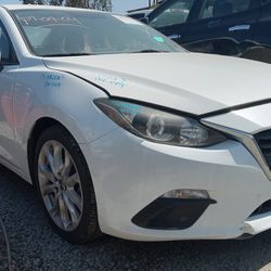 2015 MAZDA3 FOR PARTS ONLY 