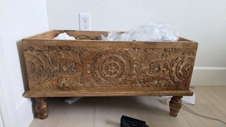 Storage box NEGOTIABLE