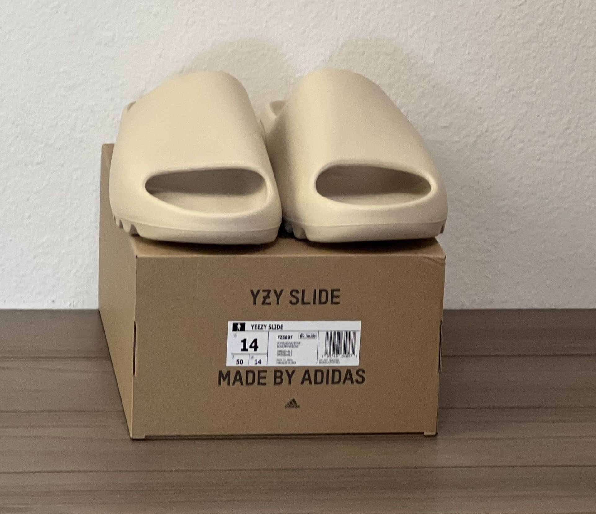 yeezy slides 14