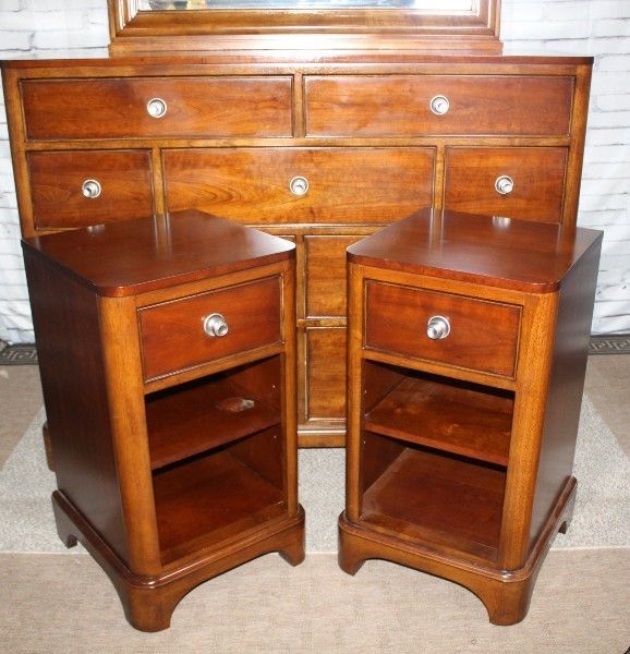 Bassett 9-Drawer Dresser Set with Mirror & 2 Nightstands - Delivery in Tacoma!