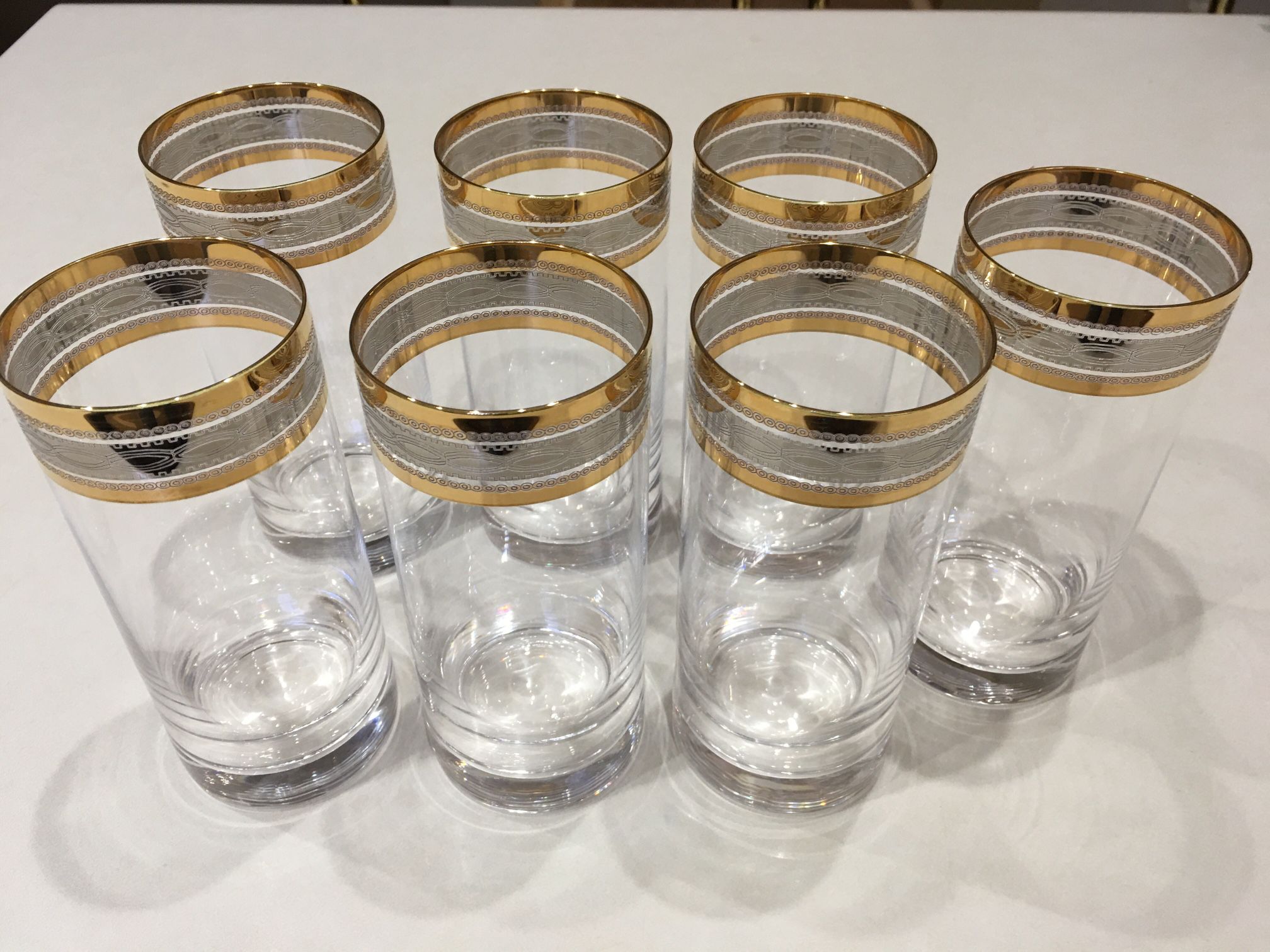 Drinking Glasses with Gold Rim Design (7)
