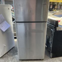 Refrigerator Top Freezer 30 Inches 