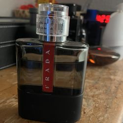 Prada Luna Rosa Carbon Colgone