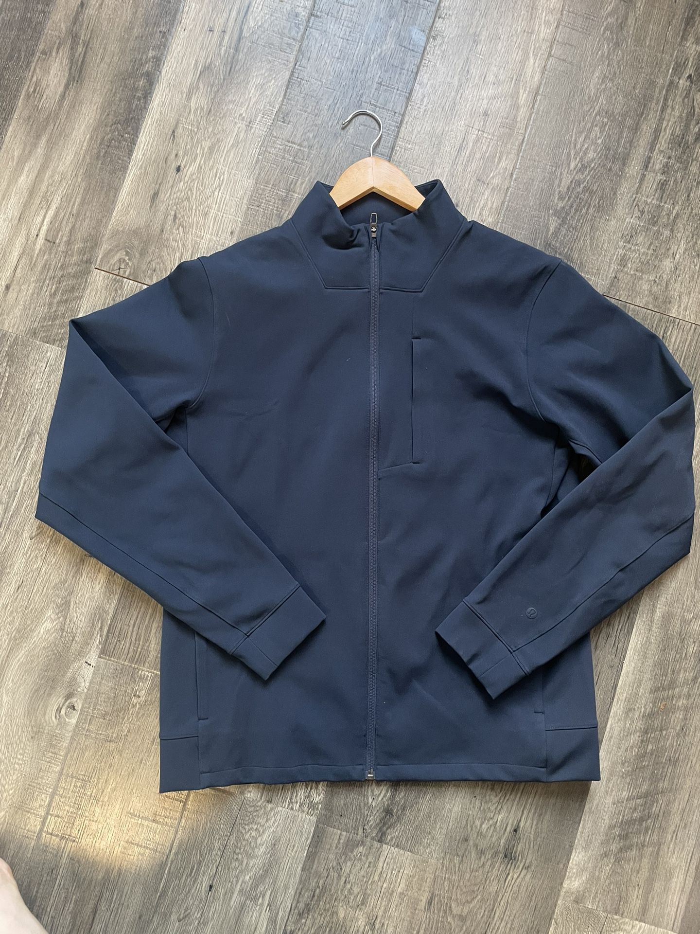 Lululemon Mens, Sojourn Jacket (Brand New)