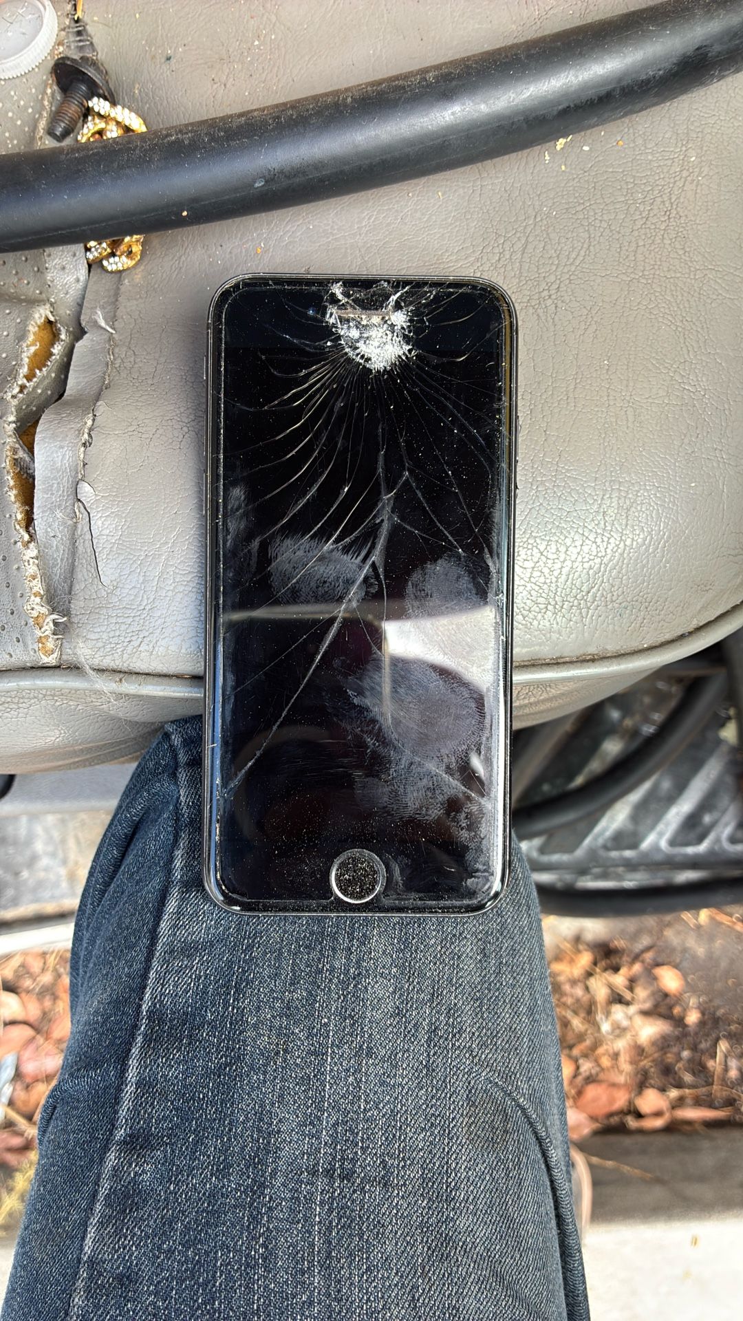 iPhone For Parts Or To Fix