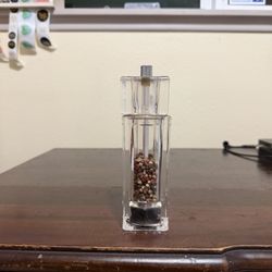 Vintage Olde Thompson Pepper Grinder  Carbon Steel