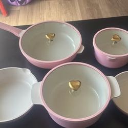 Paris Hilton nonstick ceramic pot and pan set