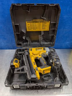 DeWalt DCN890