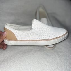 Women’s UGG Slip On Sneakers 