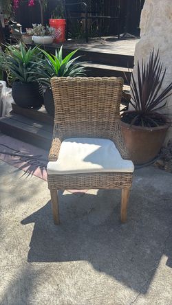 Wicker chair