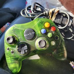 Original Xbox clear green Halo Controller  condition 
Working perfectly