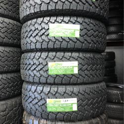SET OF FOUR NEW TIRES Tbb 285/70/17