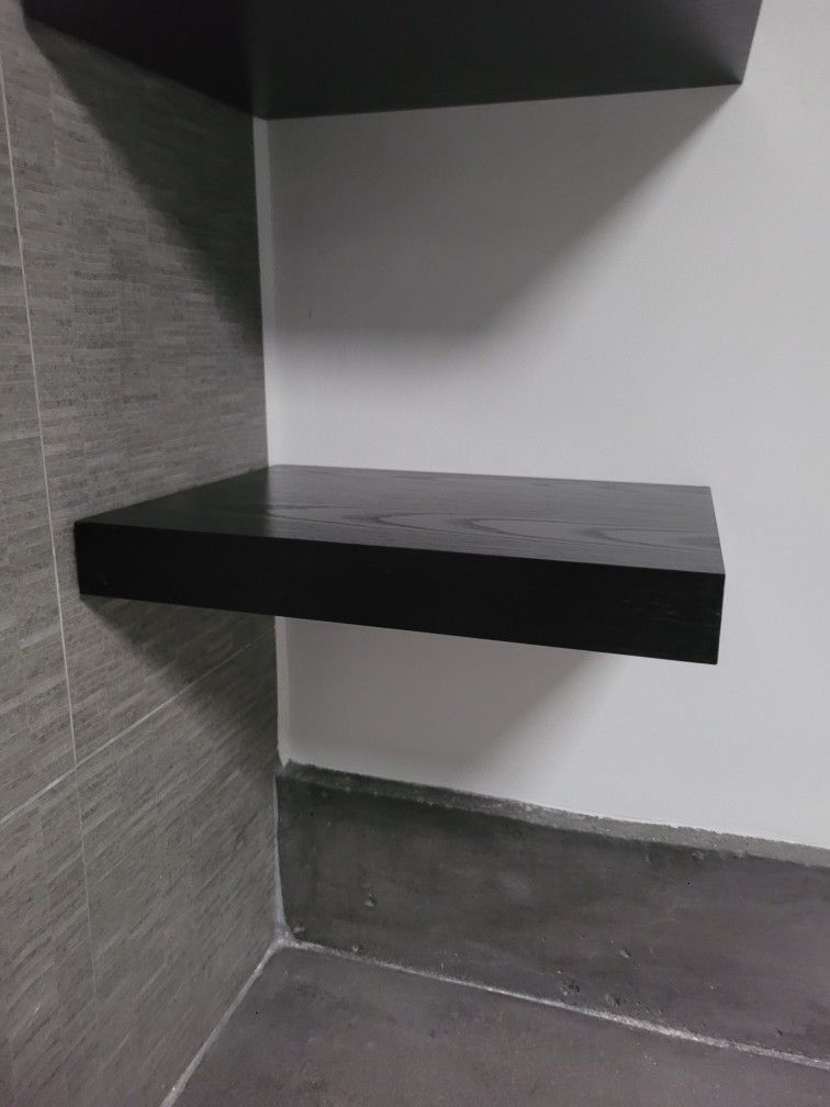 Floating Shelf - Black - Only 1