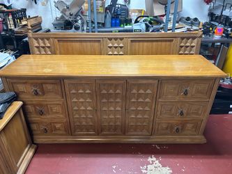 Vintage king bedroom set