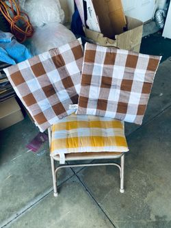 cushions  14". X. 14".    ( $ 3 )