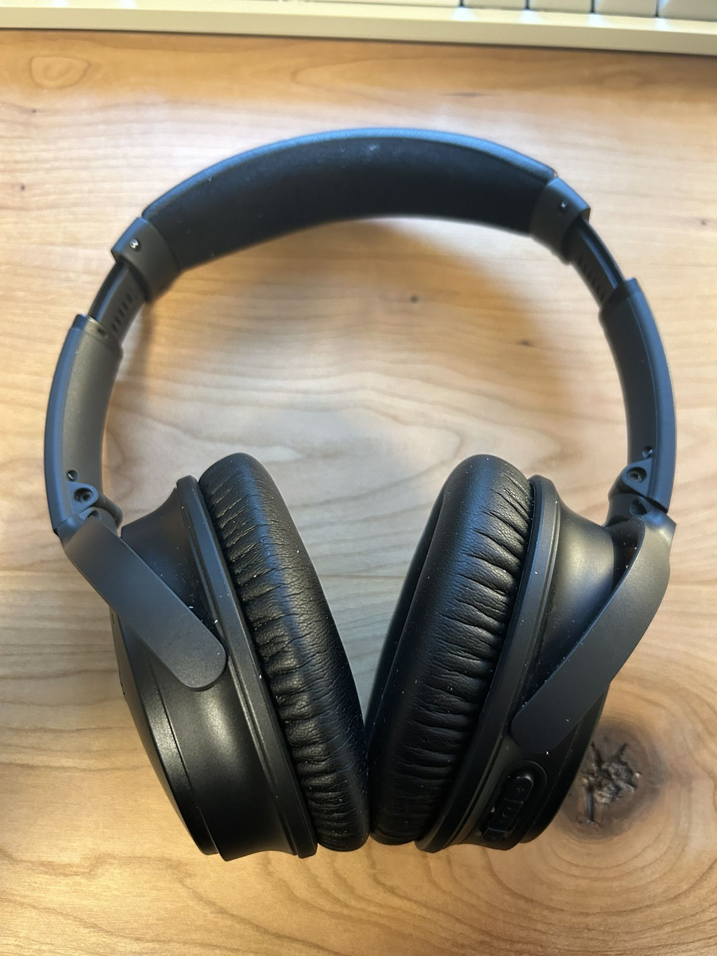 Bose QC 35 Noise Cancelling Headphones