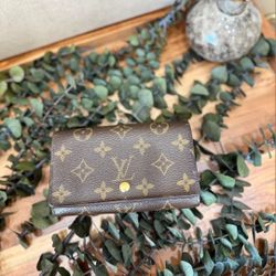 Louis  Vuitton Wallet  Used 