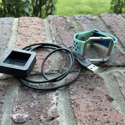 Fitbit Blaze Band And Charger 