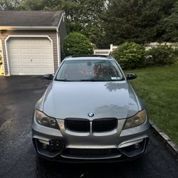 BMW 335xi Sedan 