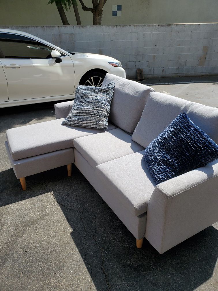 Sectional couch sofa - delivery negotiable