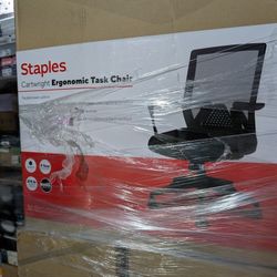 Staples Cartwright Ergonomic Fabric Swivel Task Chair, Black (ST63106-CC)