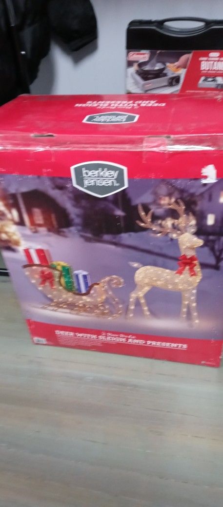 BRAND NEW. 2 PIECE PRELIT. DEER WITH SLEIGH. AND PRESENTS