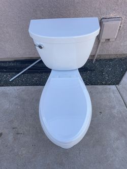 Toilet Kohler $55