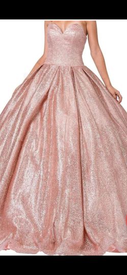 Free quinceañera dress size medium/large