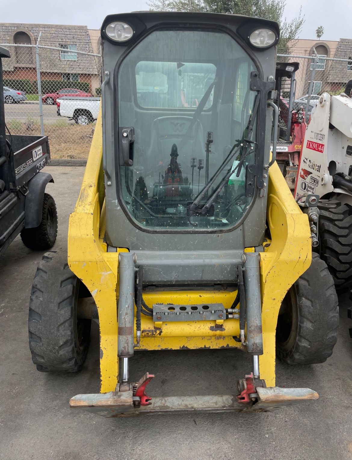 Wacker Skid Steer - Enclosed Cab - Low Hours 