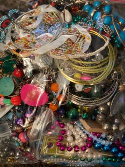 $25.00 mystery bag of jewelry