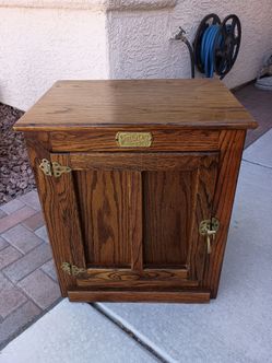 White Clad Ice Box (replica)