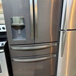 Whirlpool Refrigerator 