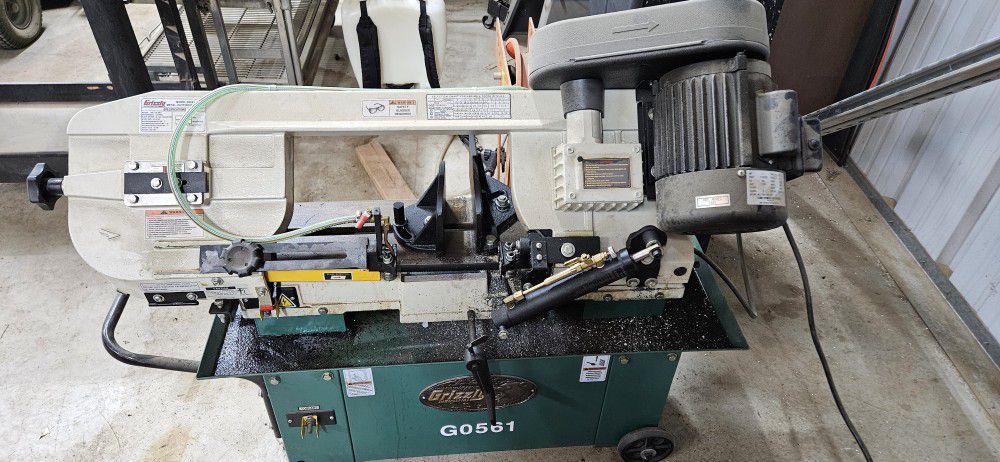 Grizzly GO561 Band Saw 