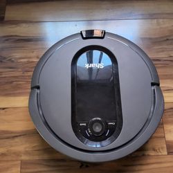 Shark IQ App-Controlled Self-Emptying Robot Vacuum