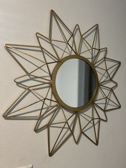 Mirror, Shoes, Suitcase… Moving Sale