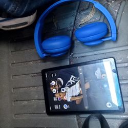 TCL Tablet and Onn Bluetooth Headphones
