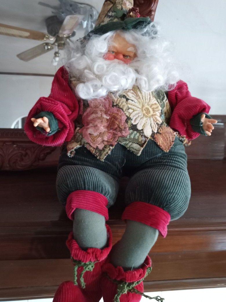 Yes, Vintage, SANTA ON A SHELF. Truly Fantastic. Real Clothes