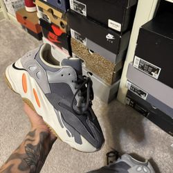 Yeezy Boost 700 ‘Magnet’