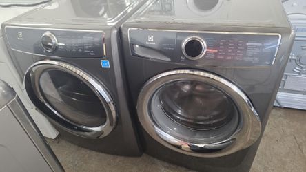 Electrolux Front Load Washer & Dryer Set – Dark Gray – Steam – Fully Tested – Excellent Condition