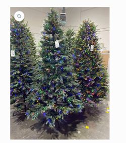 7.5 ft. Nostalgic Noble Fir LED Pre-Lit Christmas Tree T18