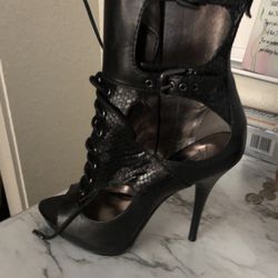 Womens Shoes